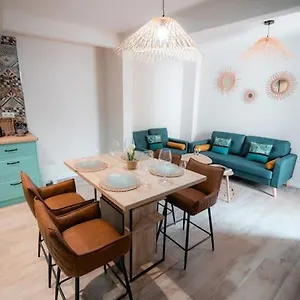  Apartment Qh Caldeleria Vieja Spain