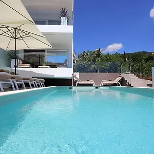 New With Swimming Pool Near The Apartman Ičići